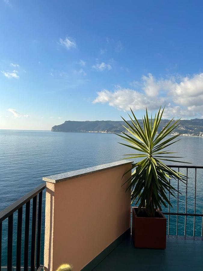 Casa Isola Apartment Bergeggi Exterior foto